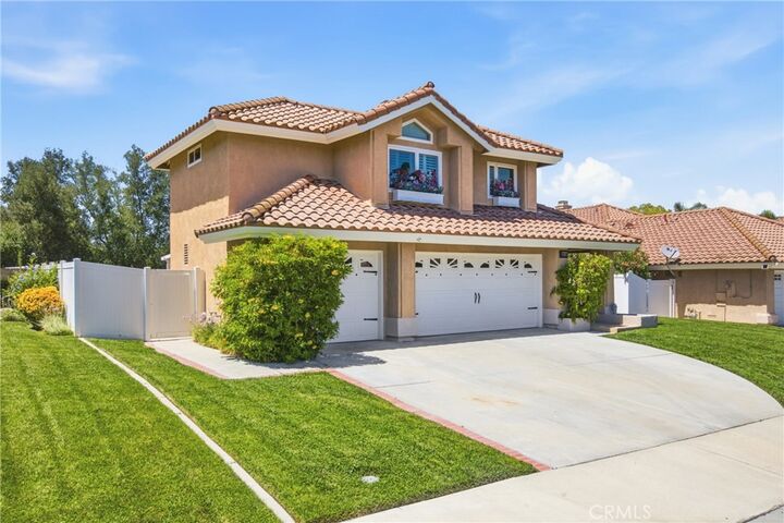 Property Photo:  29830 Corte Granada  CA 92591 