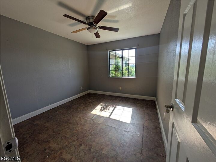 Property Photo:  925 Foxdale Avenue  FL 33974 