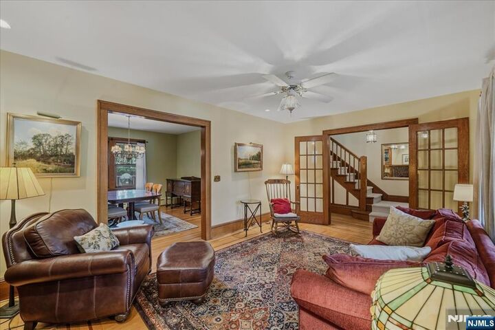 Property Photo:  15 Short Place  NJ 07640 