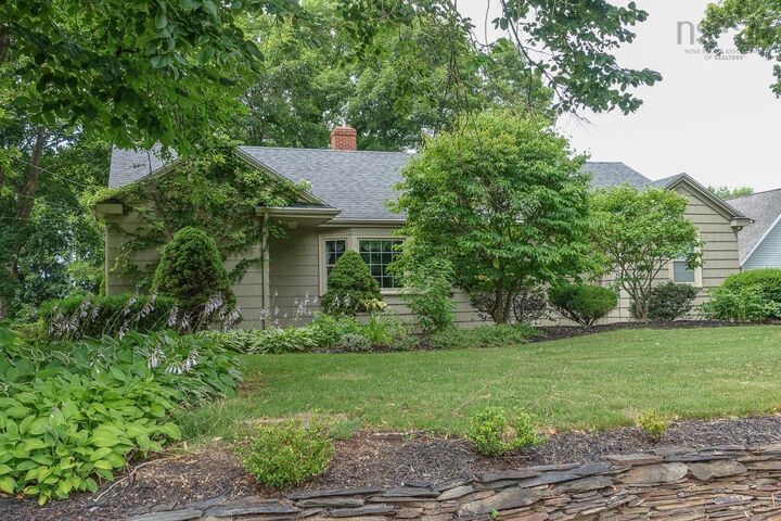 108 Marsters Avenue — photo 1