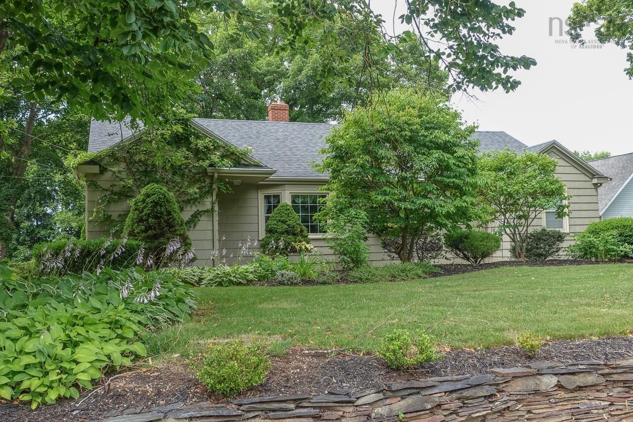 Property Photo: 108 Marsters Avenue NS B0P 1E0