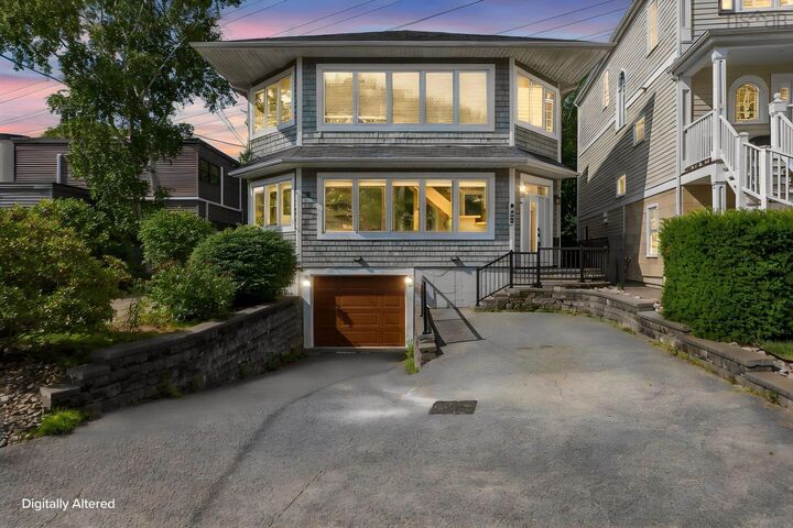 925 Winwick Road — photo 1