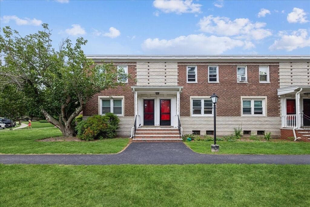 Property Photo:  48 Newman Rd 48  MA 02148 