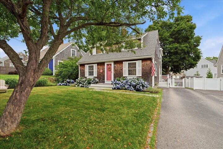 Property Photo: 18 Damon Rd MA 02066