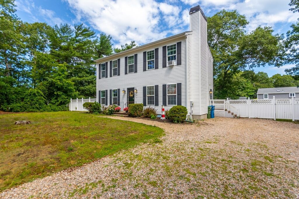 Property Photo:  8 Hampden Rd  MA 02536 