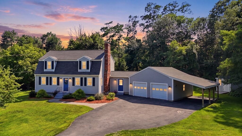 Property Photo:  38 Dunstable Road  MA 01886 