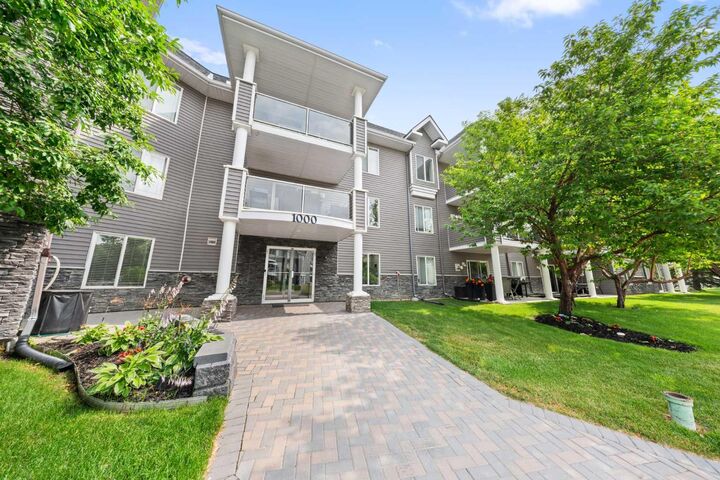 Property Photo: 1314 Tuscarora Manor NW 1314 AB T3L 2J9