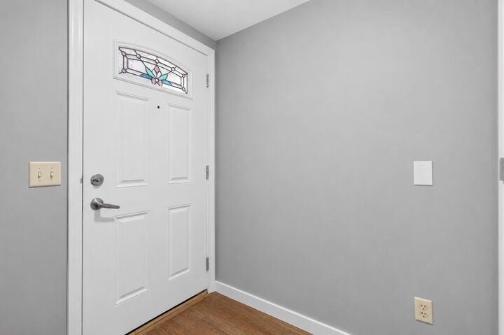 Property Photo: 4 Hunterhorn Gate NE AB T2K 6H3