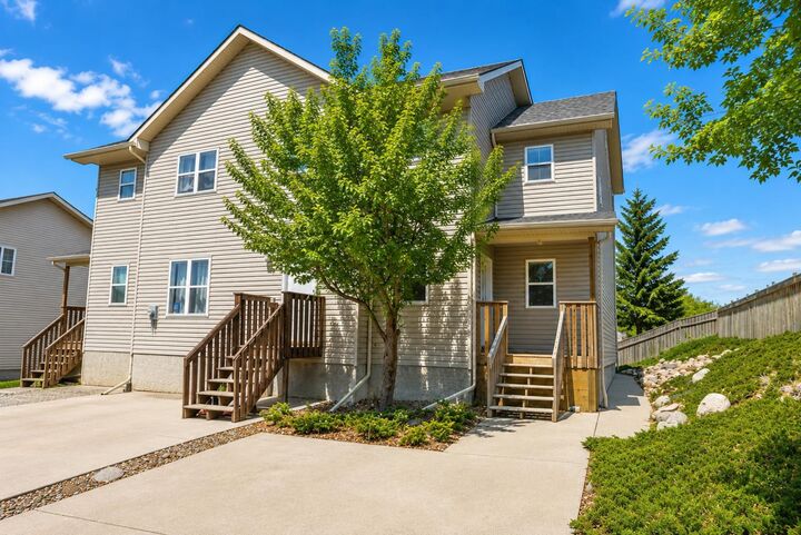 720 Heritage Boulevard W 16 — photo 1