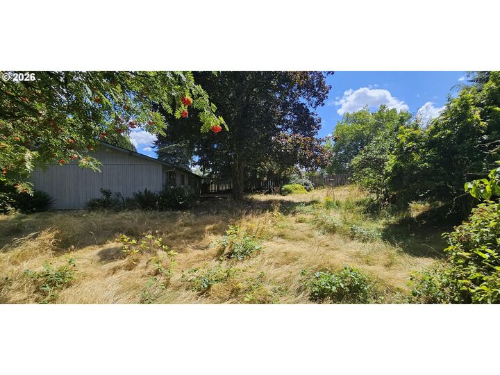 Property Photo:  8707 NE 88th St  WA 98662 