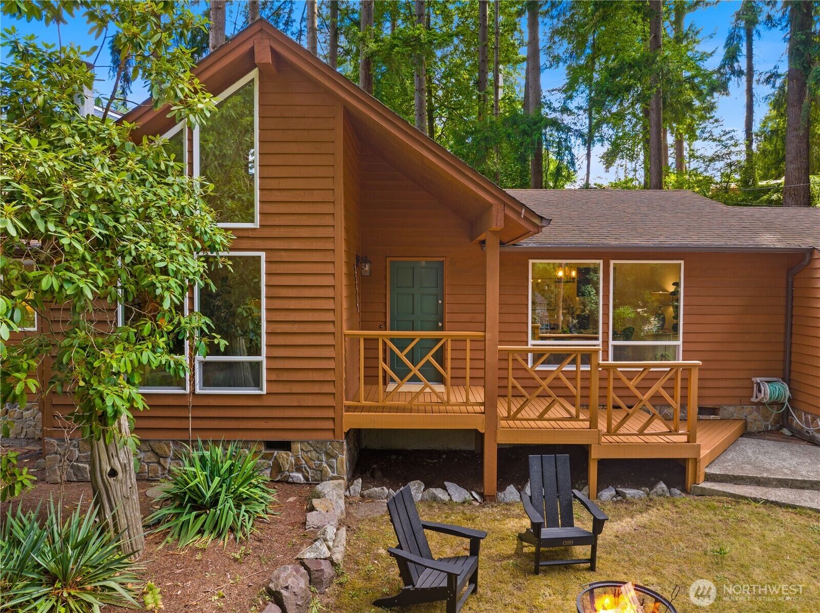 Property Photo: 23417 Edmonds Way WA 98026