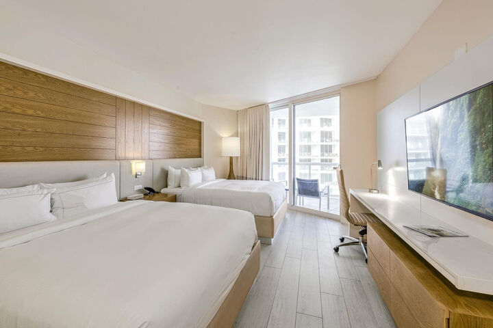 Property Photo:  505 N Fort Lauderdale Beach Boulevard 1908  FL 33304 