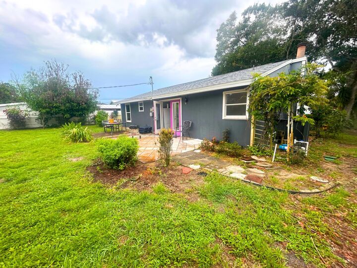 Property Photo: 2046 54th Avenue FL 32966