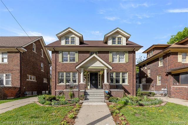 Property Photo:  4815 Iroquois Street  MI 48214 