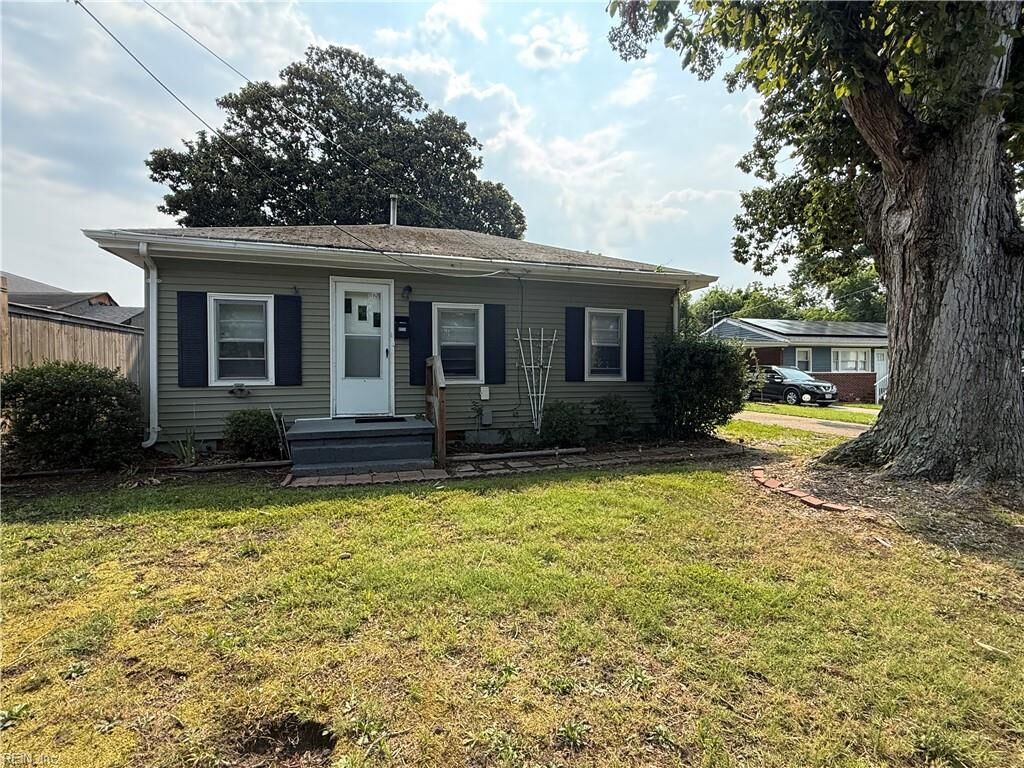 Property Photo:  8524 Chapin St  VA 23503 