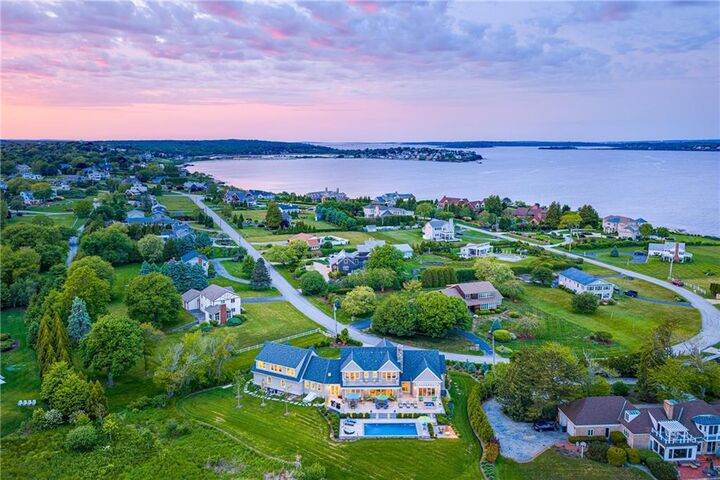 Property Photo:  71 Cliff Drive  RI 02882 