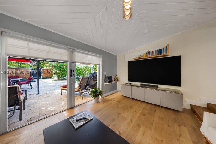 Property Photo: 1324 Normandy Dr FL 33141