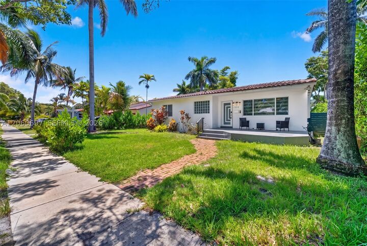 Property Photo:  1532 Fletcher St 0  FL 33020 