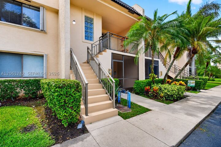 Property Photo:  16431 Blatt Blvd 202  FL 33326 