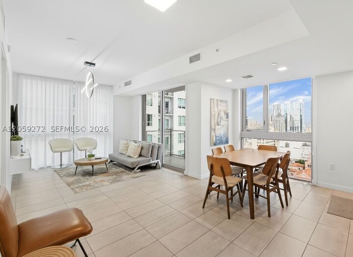 Property Photo: 227 NE 2nd St 2202 FL 33132
