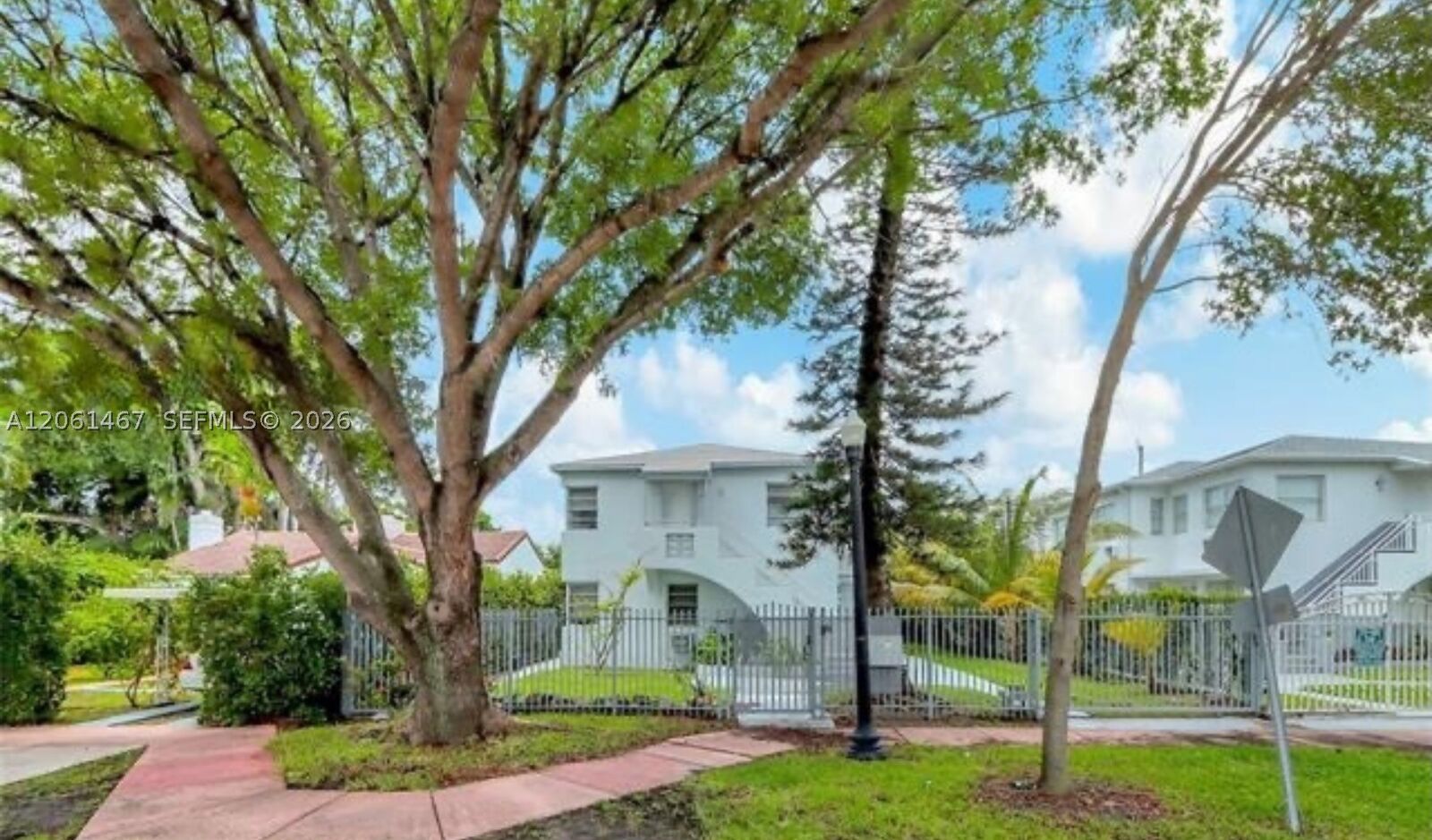 Property Photo:  1730 Marseille Dr 3  FL 33141 