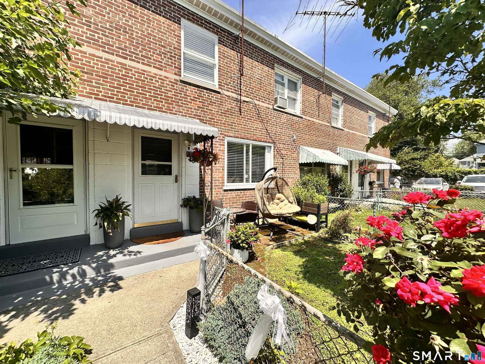 Property Photo:  317 Court D, B-46 Court 317  CT 06610 