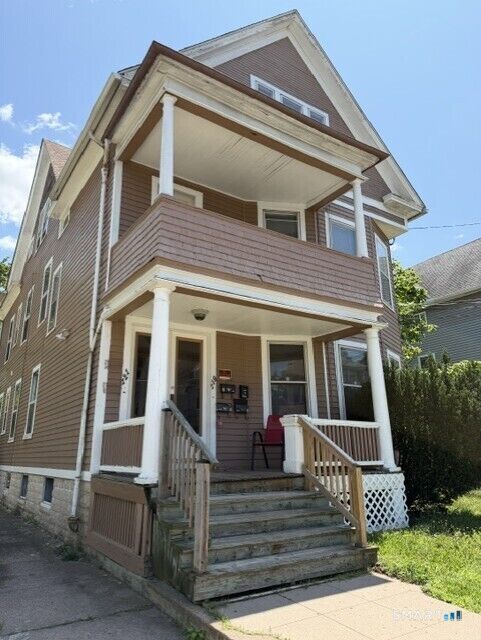 Property Photo:  119 Hobart Street 2nd Floor  CT 06511 