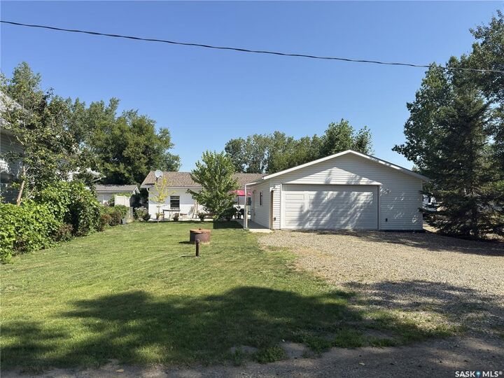 Property Photo: 139 Lakeview Drive SK S0G 0L0