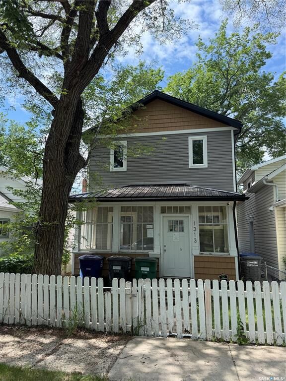 1313 G Avenue N — photo 1