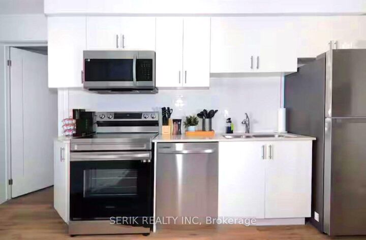 Property Photo:  4263 Fourth Avenue 615  ON L2E 0C2 