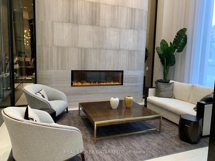 Property Photo: 2020 Bathurst Street 615 ON M5P 0A6