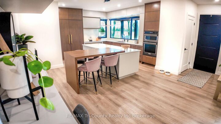 Property Photo: 8987 Powers Road ON N5P 3S7