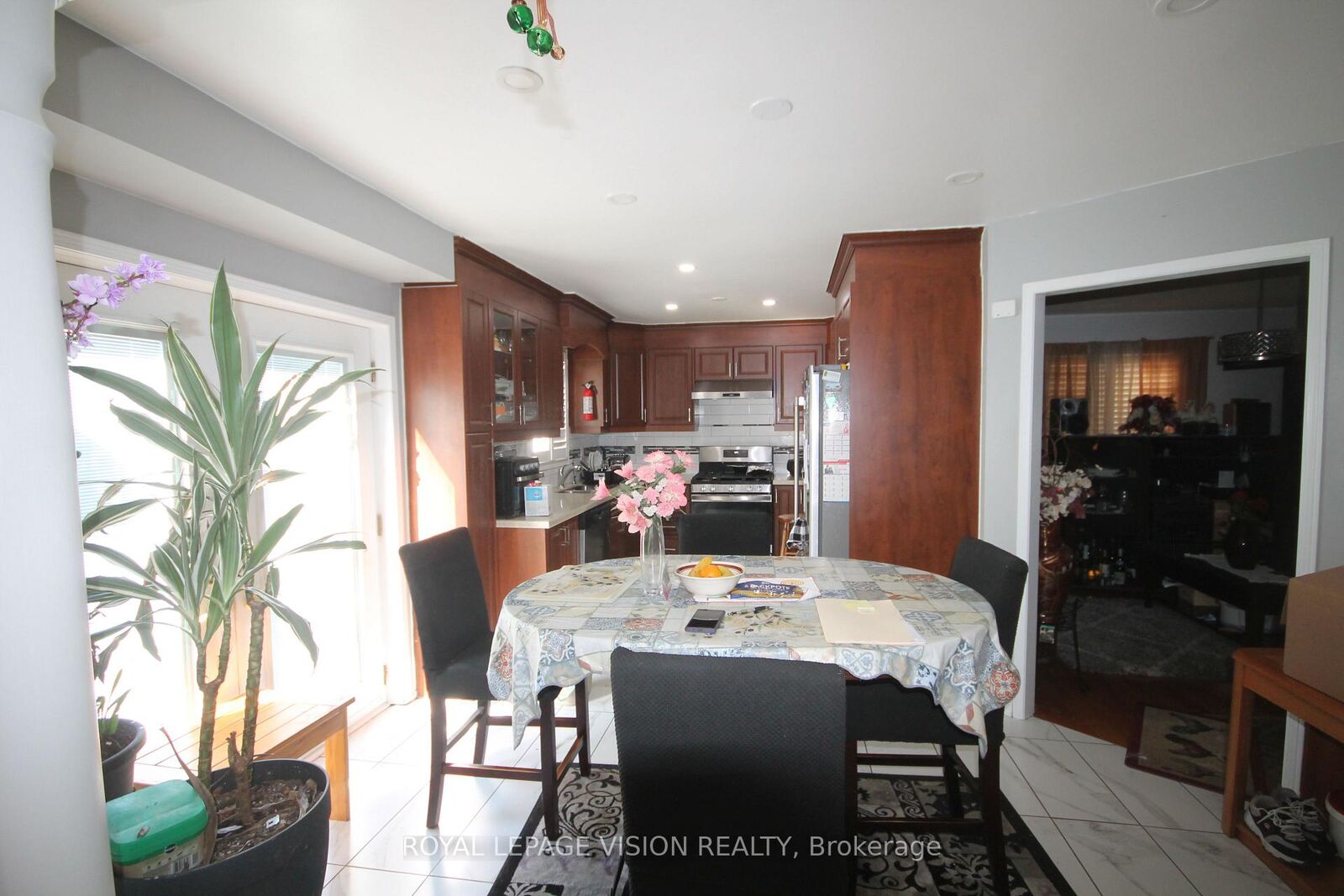 Property Photo: 45 Bradbury Crescent ON L1T 4H5