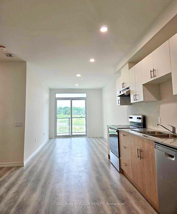 Property Photo: 181 Elmira Road S 606 ON N1K 0E3