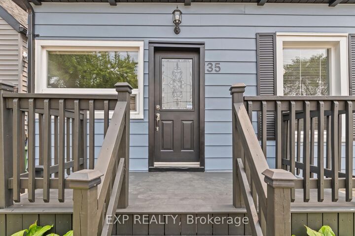 Property Photo:  35 East 27th Street  ON L8V 3E8 
