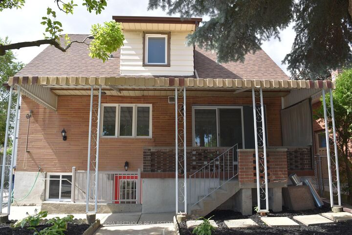 Property Photo:  67 Cartwright Avenue  ON M6A 1V1 