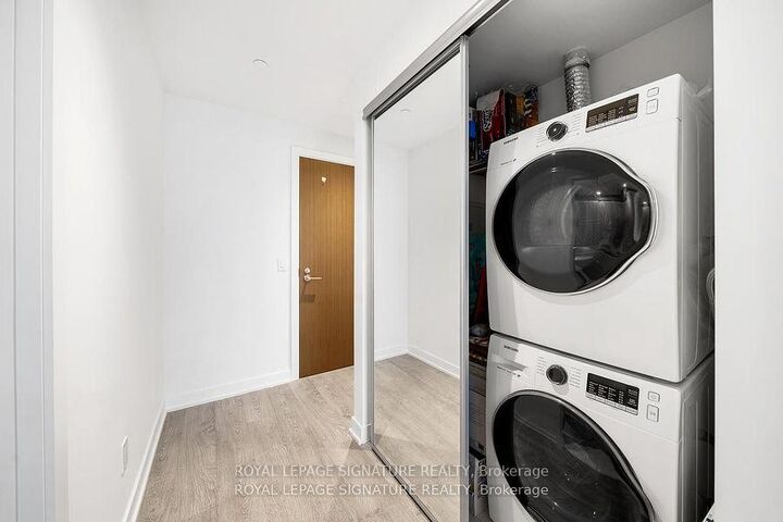 Property Photo: 1928 Lake Shore Boulevard W 2115 ON M6S 0B1
