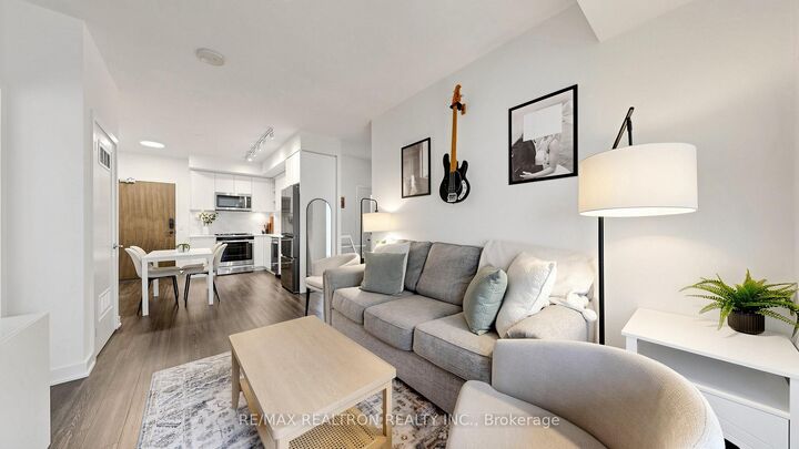 100 Eagle Rock Way 216 — photo 1