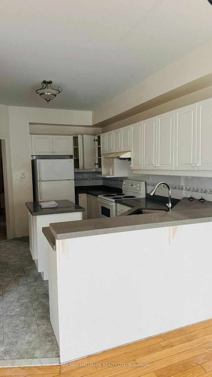 Property Photo: 47 Futura Avenue ON L4S 1S8
