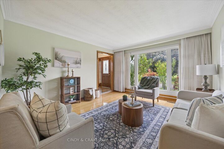 Property Photo:  75 Lochleven Drive  ON M1M 2E9 