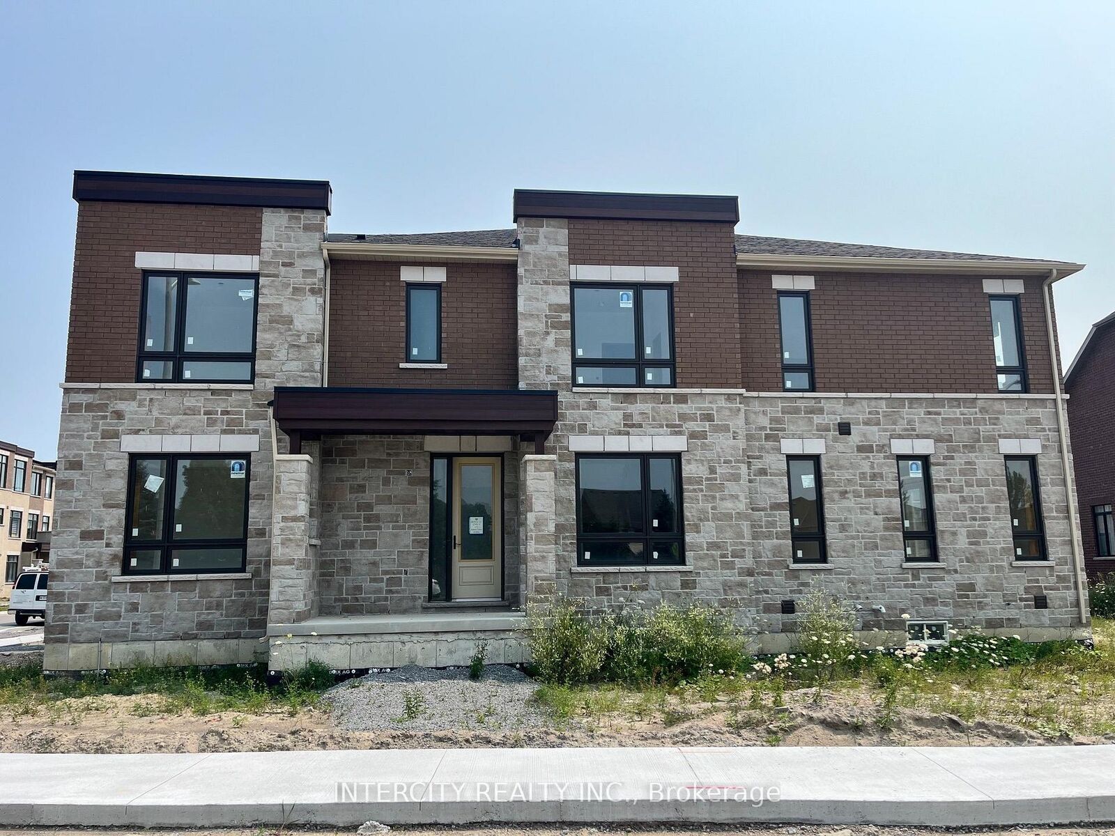 Property Photo:  115 Robert Eaton Avenue (Block 223 Unit 4)  ON L3S 0G5 