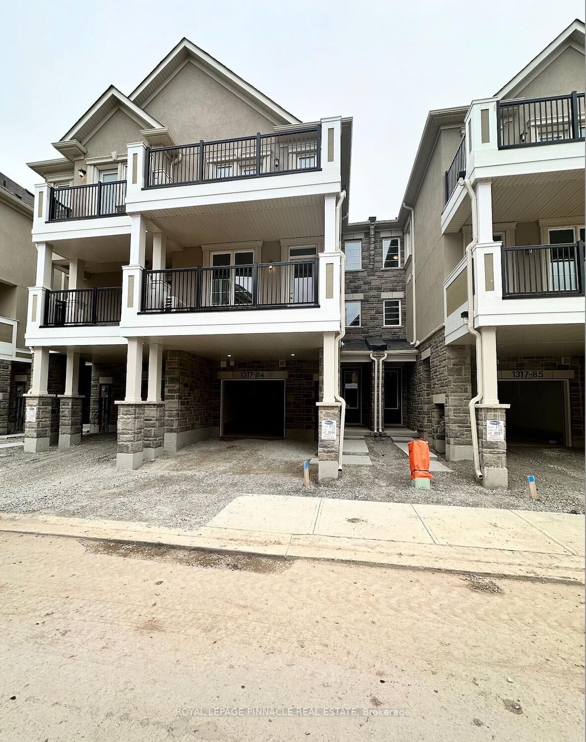 Property Photo:  1317 Leriche Way 84  ON L9E 0H5 