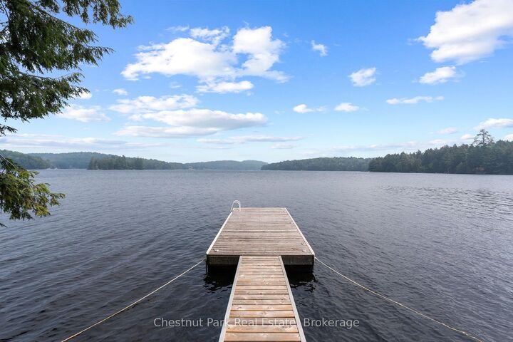 Property Photo: 1093 Prestige Court ON K0M 1S0