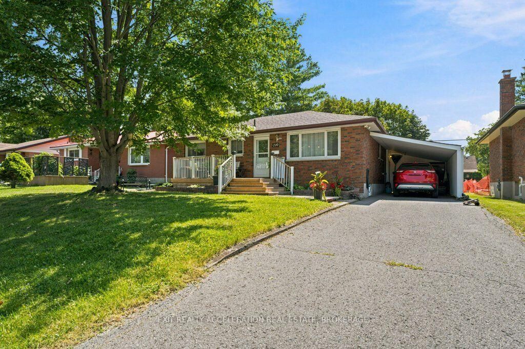 Property Photo: 210 Union Street ON K7R 2W6