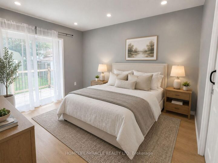 Photo de la propriété:  6523 Barker Street Main  ON L2G 1Y6 