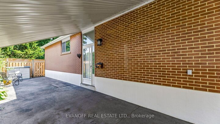 Property Photo: 23 Earswick Drive ON M1E 1C7