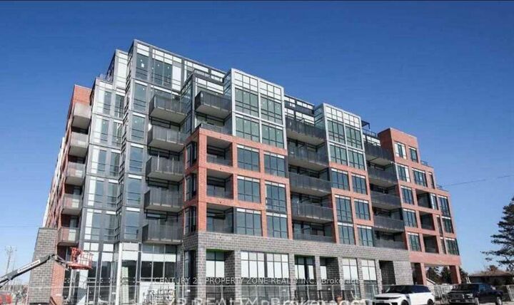 681 Yonge Street 322 — photo 1