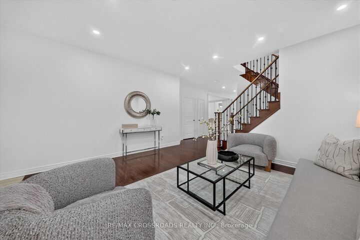 Property Photo: 15 Sedore Street ON L6E 0K2