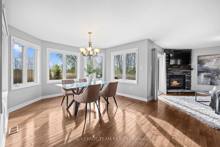 Property Photo: 53 D'Arcys Way ON K0G 1J0