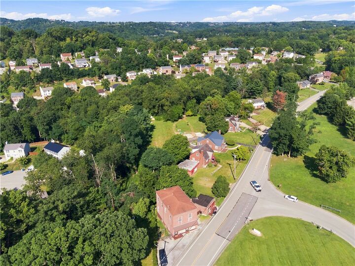 Property Photo: 1329 Anderson Rd PA 15209